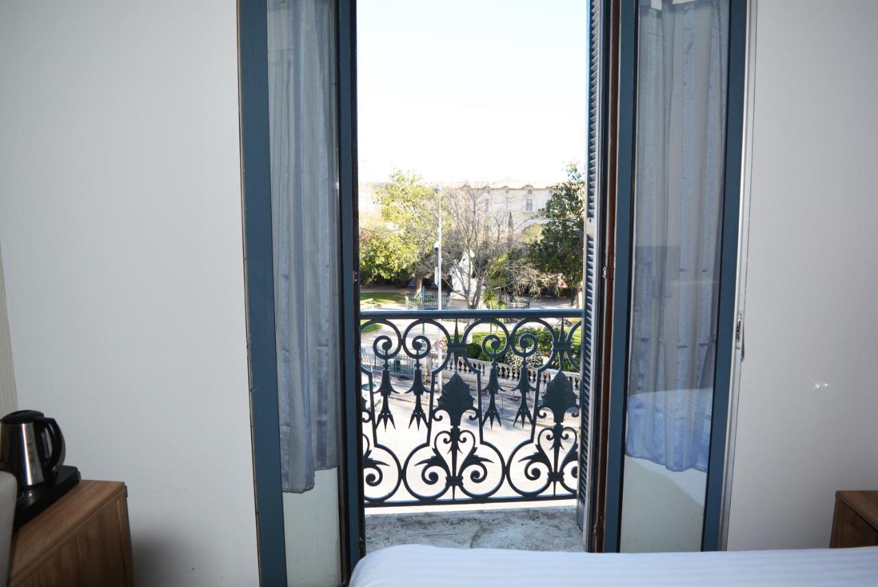 Le Grand Moliere Hotel 3*